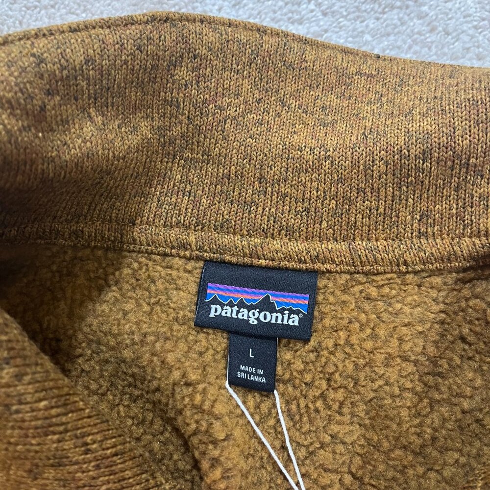 Patagonia Women's Utility Jacket in Olive Brown - Picture 5 of 12